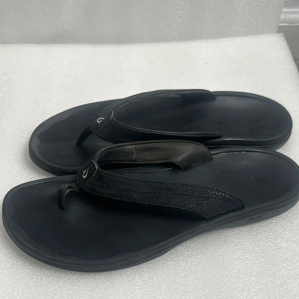Qlukai Black Flip Flop Sandals size 9.5
